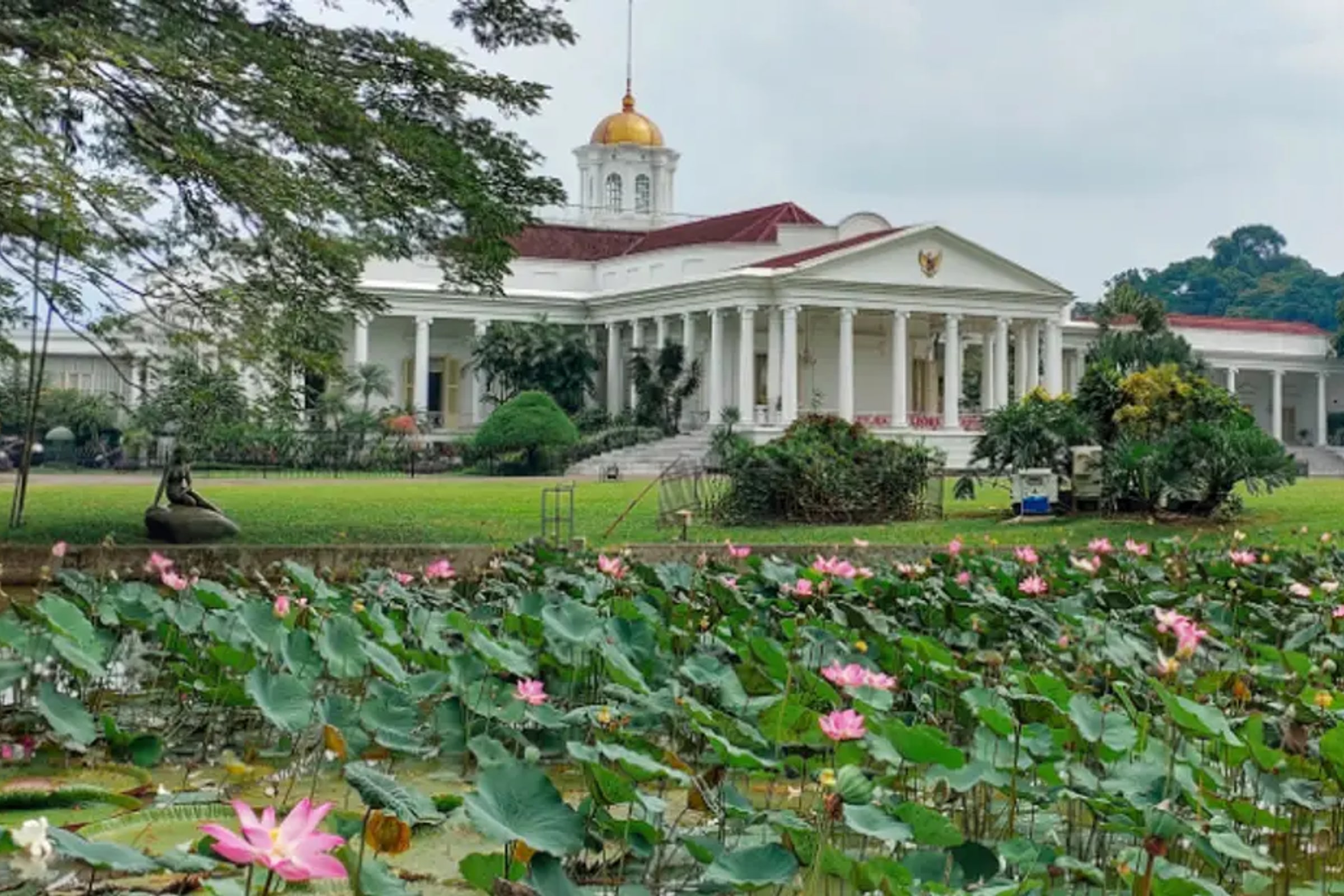 Bogor City Full-Day Private Tour from Jakarta with Pick Up